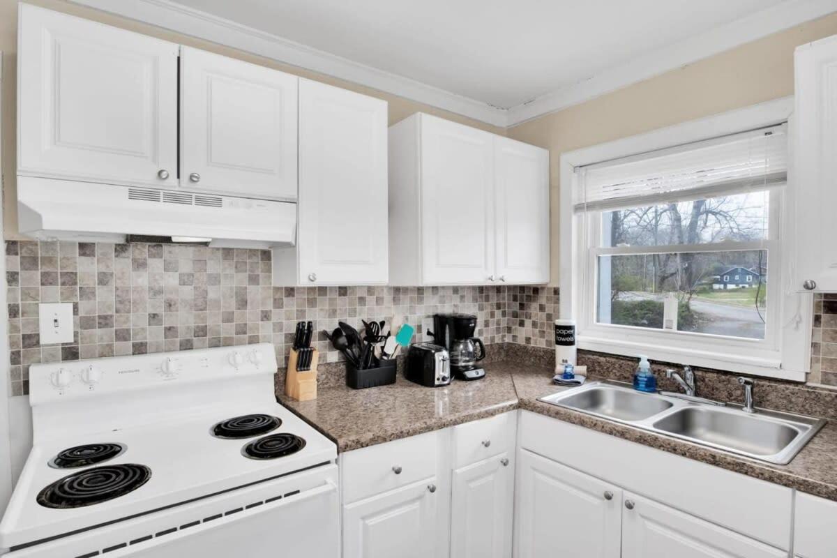 2-Bedroom Pet-Friendly Apartment In East Ноксвилл Экстерьер фото
